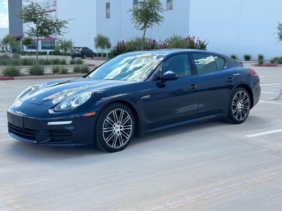 2016 Porsche 970 Panamera - Image 2 of 10
