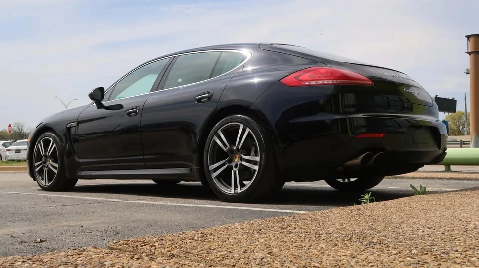 2016 Porsche 970 Panamera - Image 12 of 20