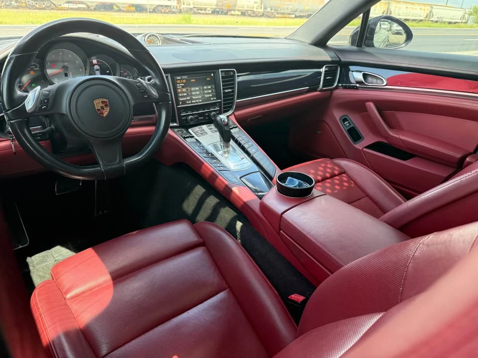 2016 Porsche 970 Panamera - Image 8 of 10