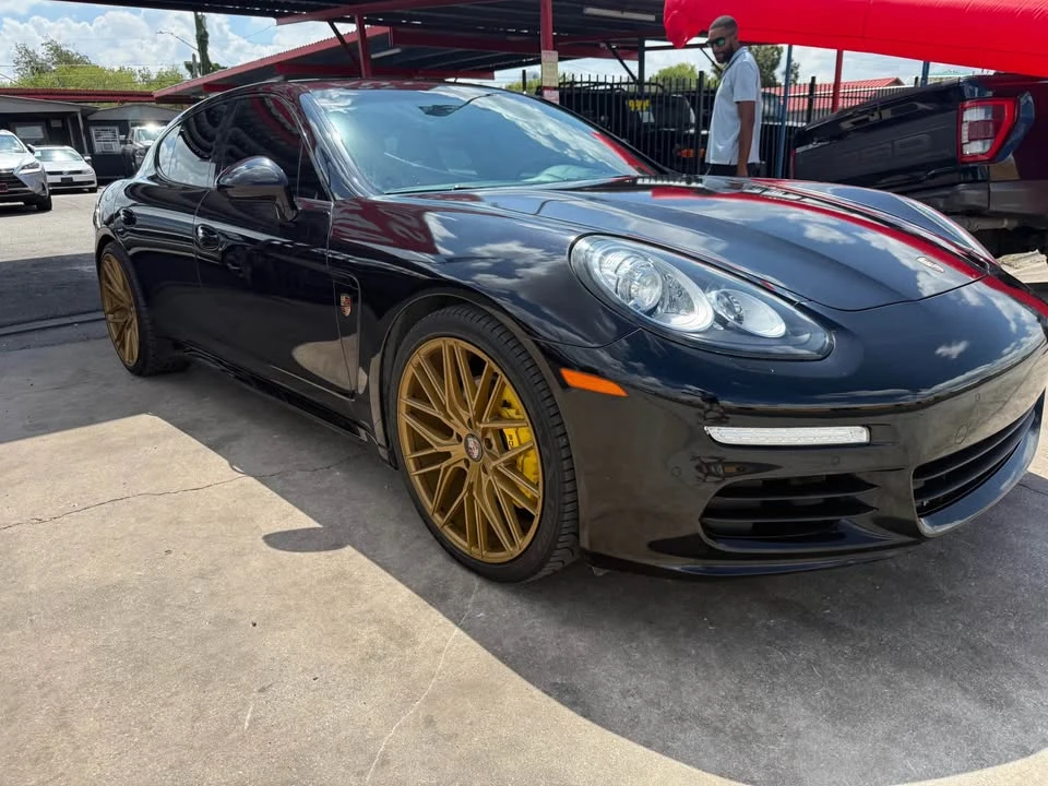 2016 Porsche 970 Panamera - Image 4 of 10