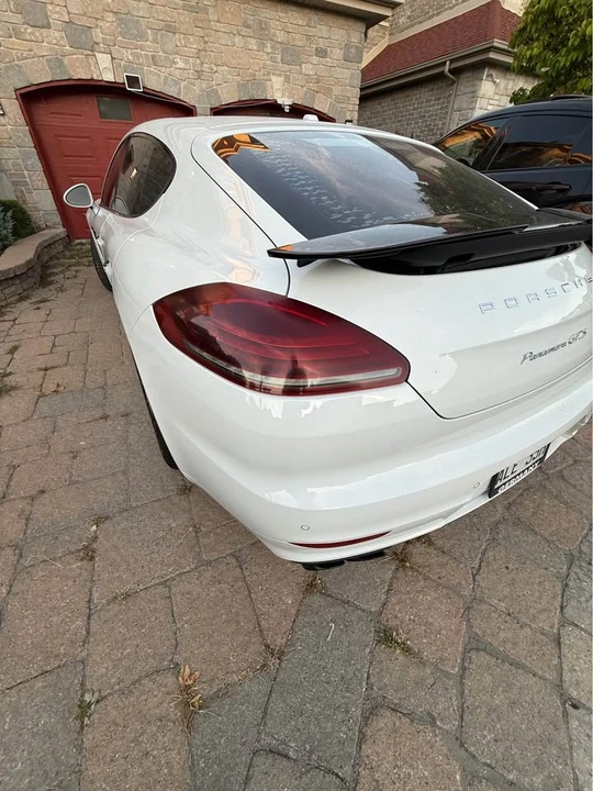 2016 Porsche 970 Panamera - Image 18 of 20
