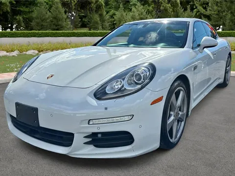 2016 Porsche Panamera