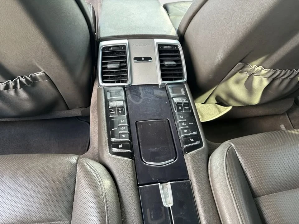2016 Porsche 970 Panamera - Image 11 of 11
