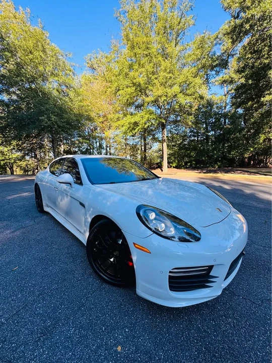 2016 Porsche 970 Panamera - Image 15 of 18