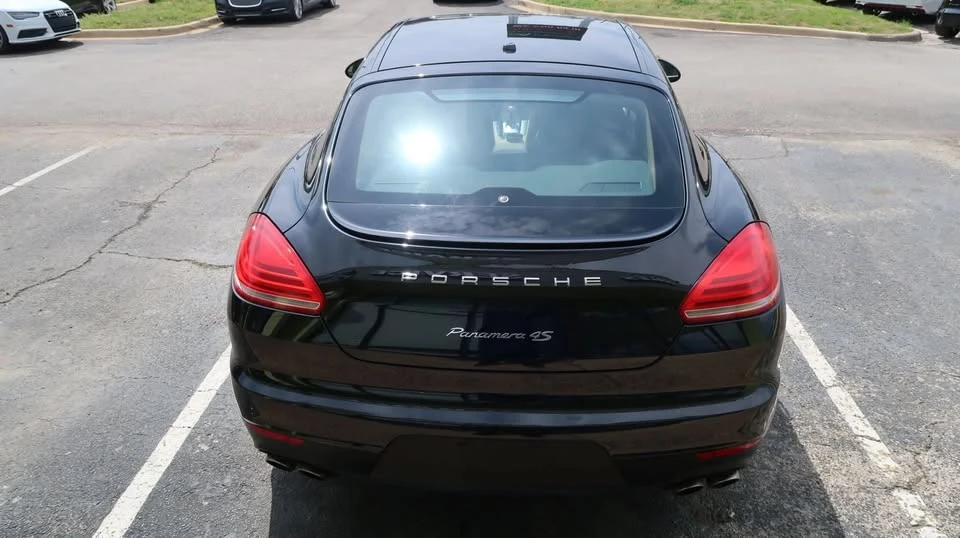 2016 Porsche 970 Panamera - Image 10 of 20