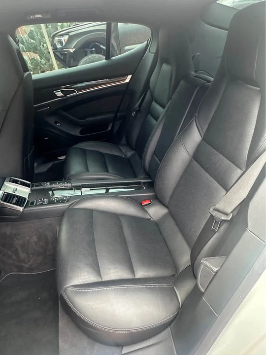 2016 Porsche 970 Panamera - Image 6 of 6