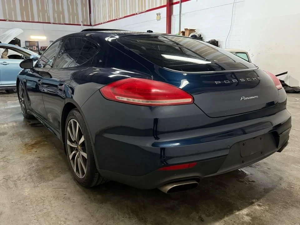 2016 Porsche 970 Panamera - Image 8 of 20