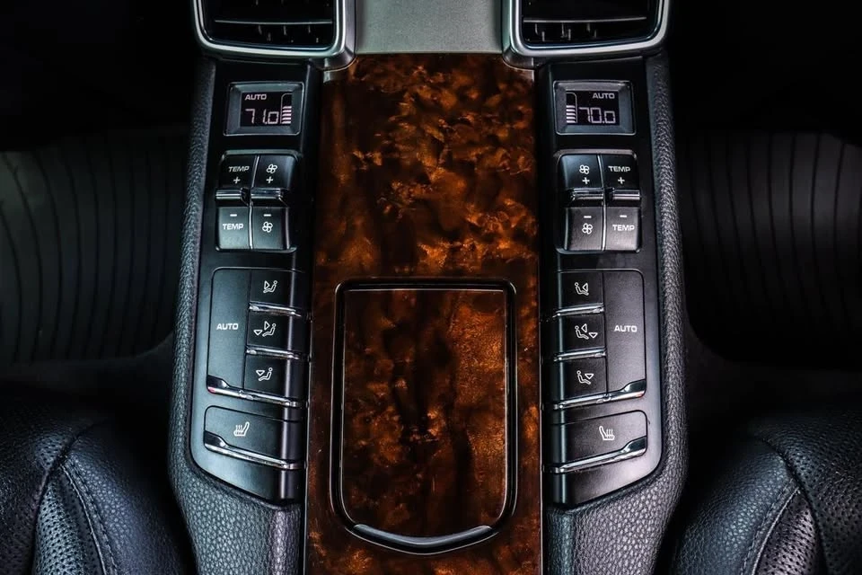 2016 Porsche 970 Panamera - Image 11 of 20