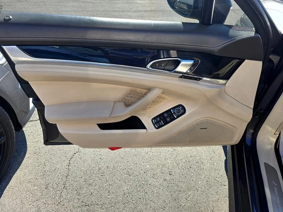 2016 Porsche 970 Panamera - Image 11 of 19