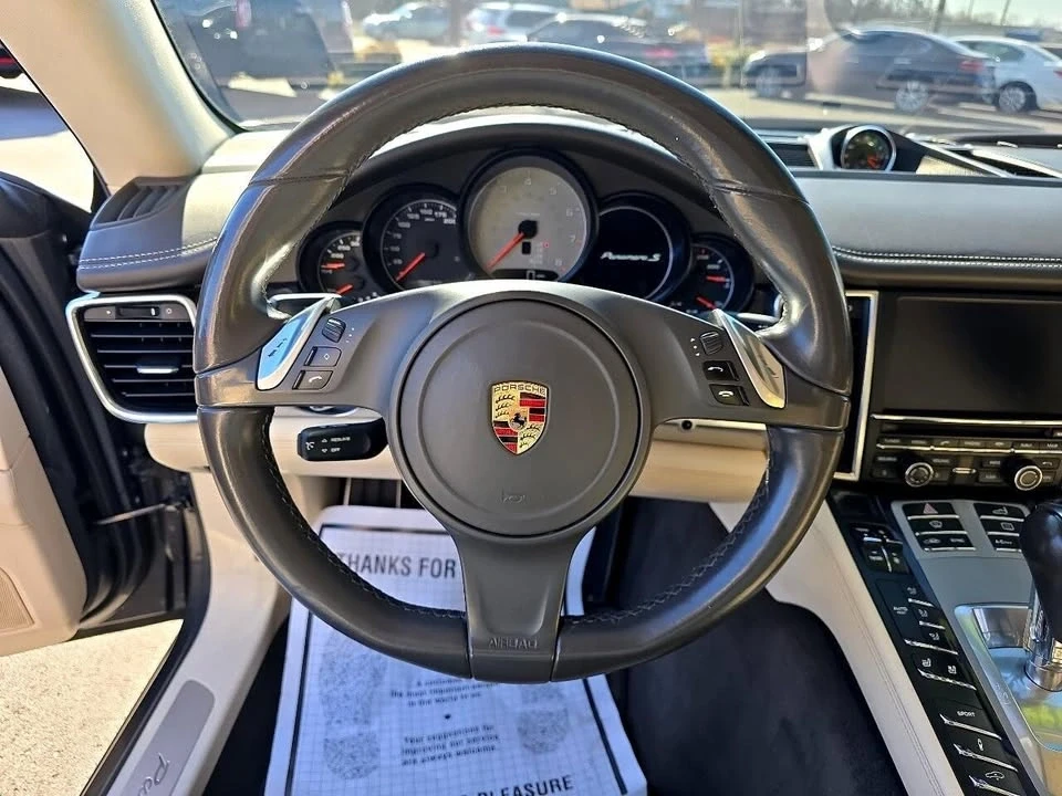 2016 Porsche 970 Panamera - Image 13 of 19