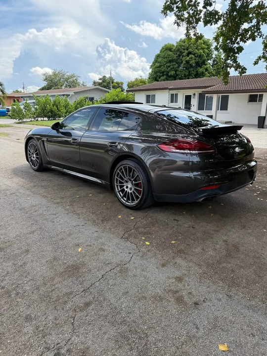 2016 Porsche 970 Panamera - Image 5 of 10