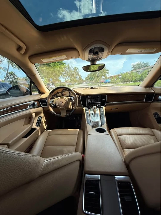 2016 Porsche 970 Panamera - Image 8 of 10