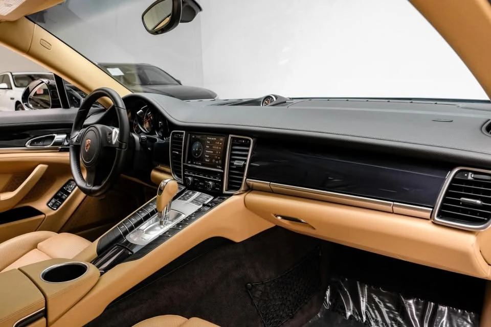 2016 Porsche 970 Panamera - Image 14 of 19