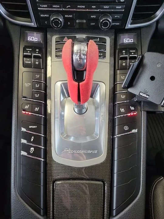 2016 Porsche 970 Panamera - Image 12 of 20