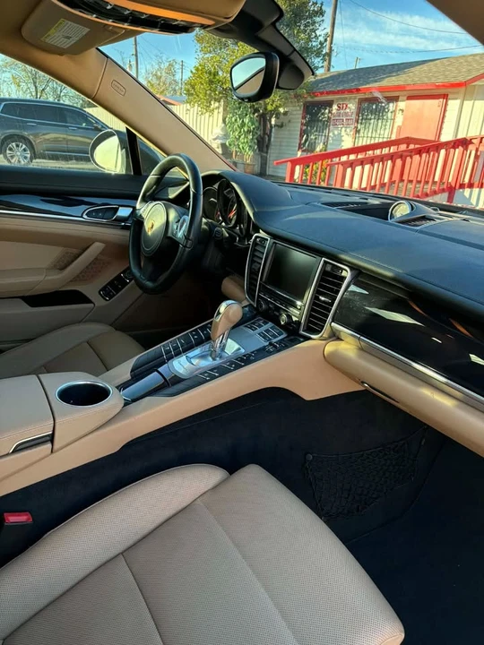 2016 Porsche 970 Panamera - Image 10 of 13