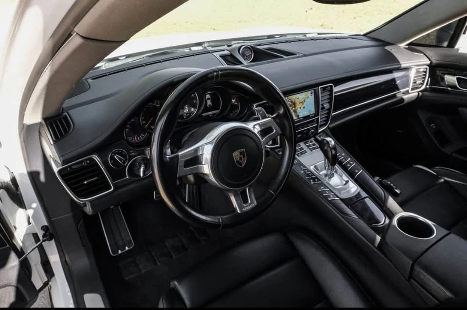 2016 Porsche 970 Panamera - Image 2 of 2