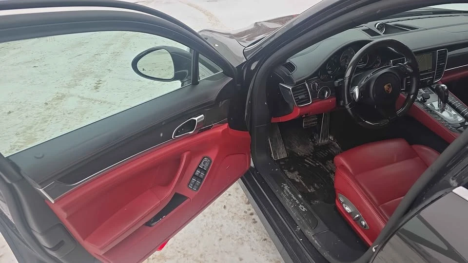 2016 Porsche 970 Panamera - Image 11 of 16
