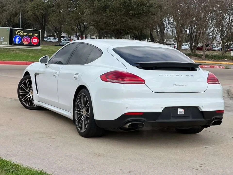 2016 Porsche 970 Panamera - Image 4 of 4
