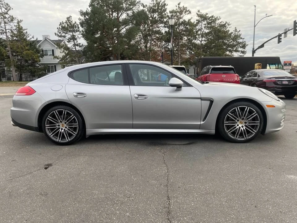 2016 Porsche 970 Panamera - Image 8 of 20