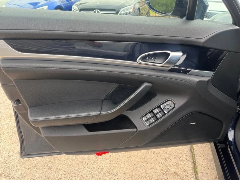 2016 Porsche 970 Panamera - Image 11 of 20