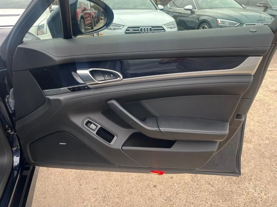 2016 Porsche 970 Panamera - Image 14 of 20