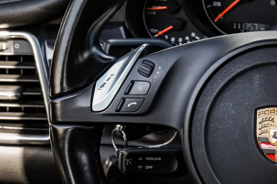 2016 Porsche 970 Panamera - Image 17 of 19