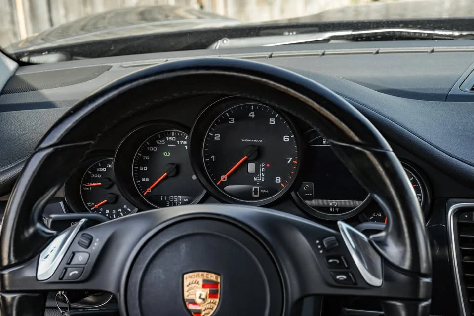 2016 Porsche 970 Panamera - Image 19 of 19