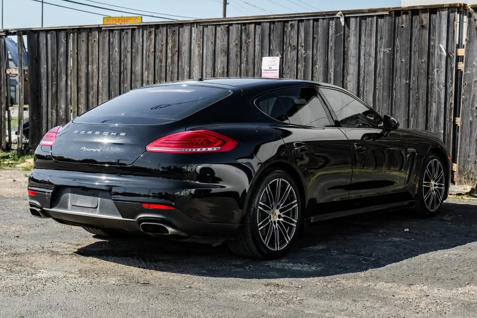 2016 Porsche 970 Panamera - Image 9 of 19