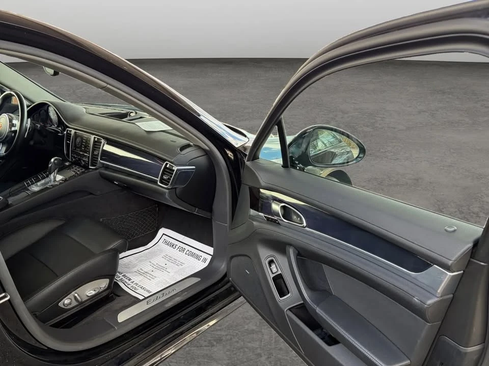 2016 Porsche 970 Panamera - Image 17 of 19