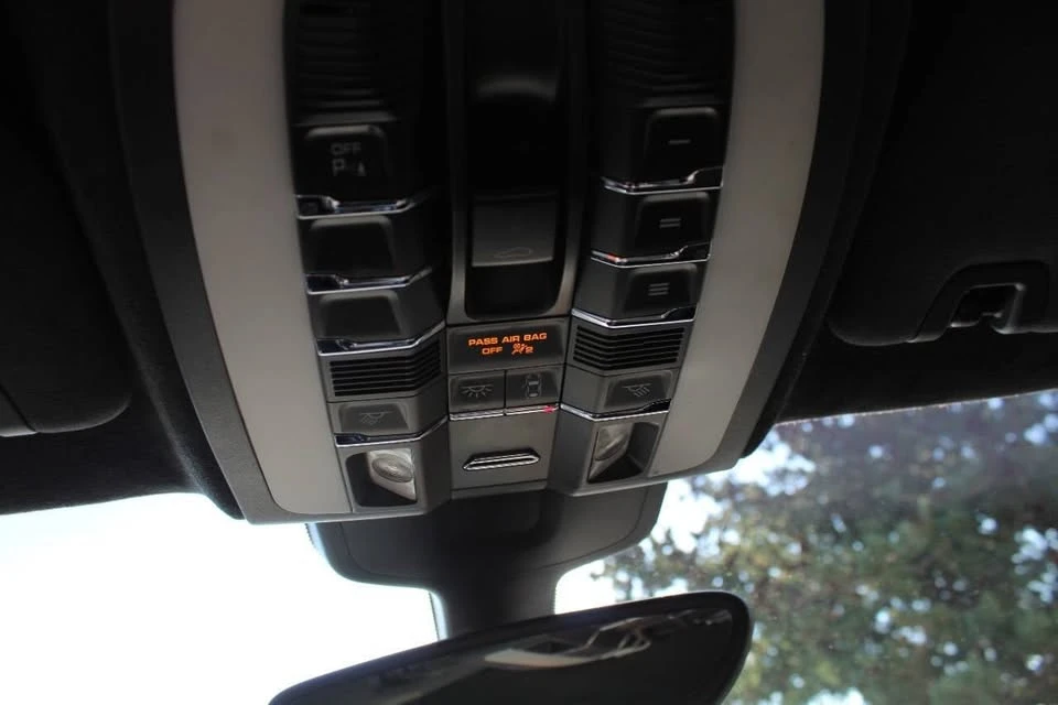 2016 Porsche 970 Panamera - Image 17 of 20
