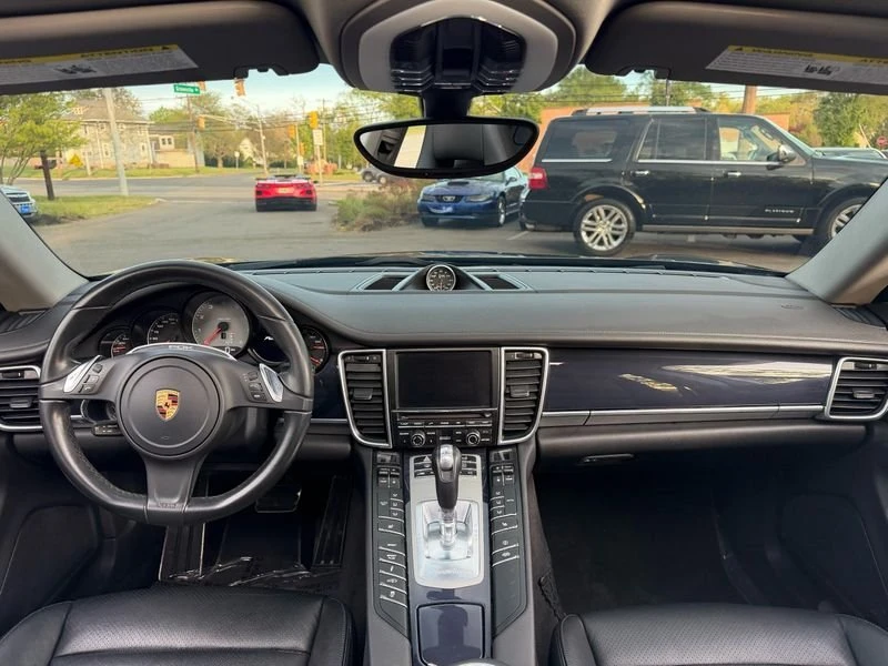 2016 Porsche 970 Panamera - Image 10 of 18