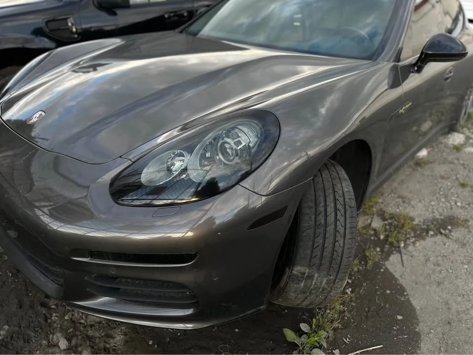 2016 Porsche 970 Panamera - Image 2 of 3