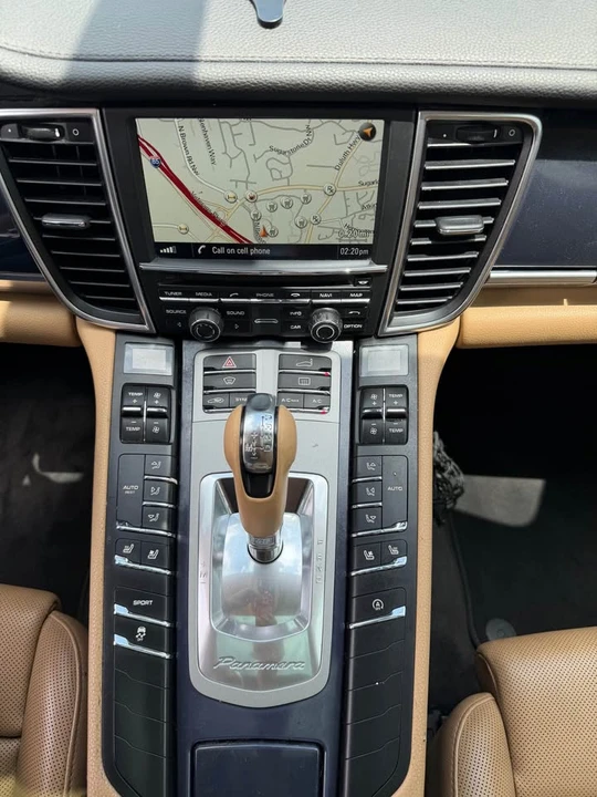 2016 Porsche 970 Panamera - Image 13 of 20