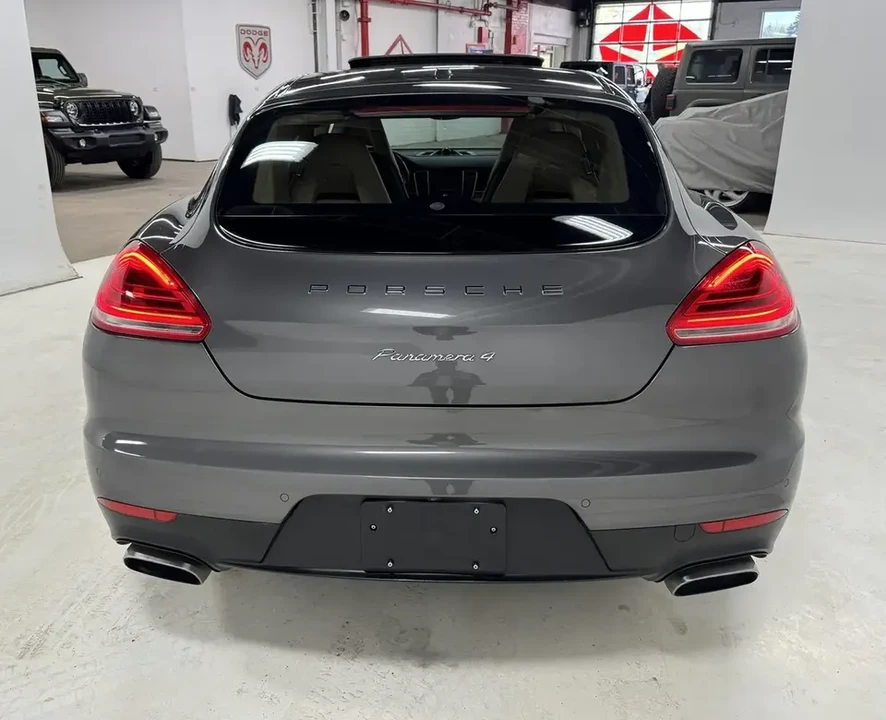 2016 Porsche 970 Panamera - Image 8 of 20