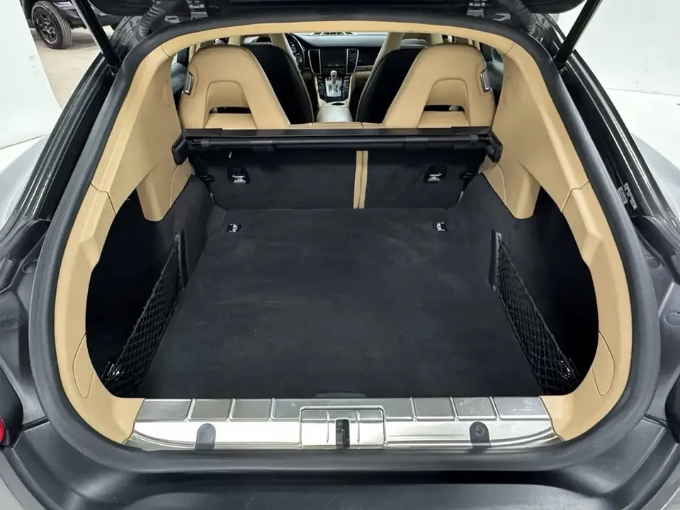 2016 Porsche 970 Panamera - Image 9 of 20