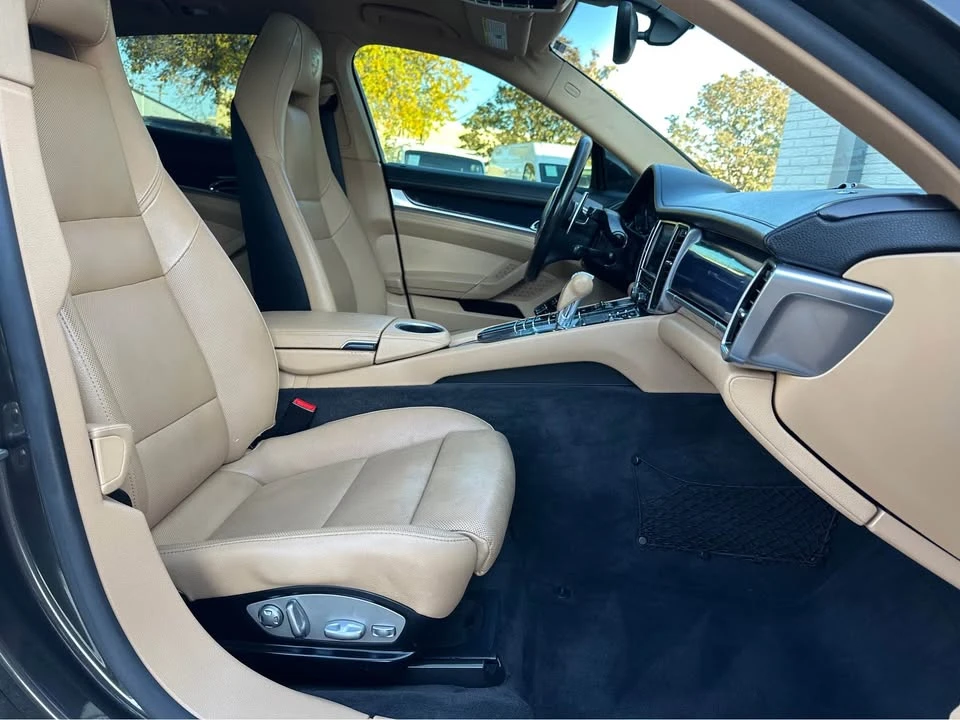 2016 Porsche 970 Panamera - Image 8 of 17