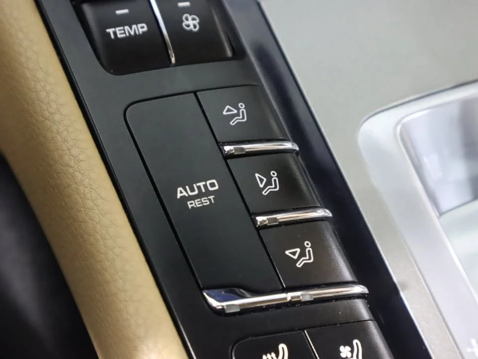 2016 Porsche 970 Panamera - Image 20 of 20