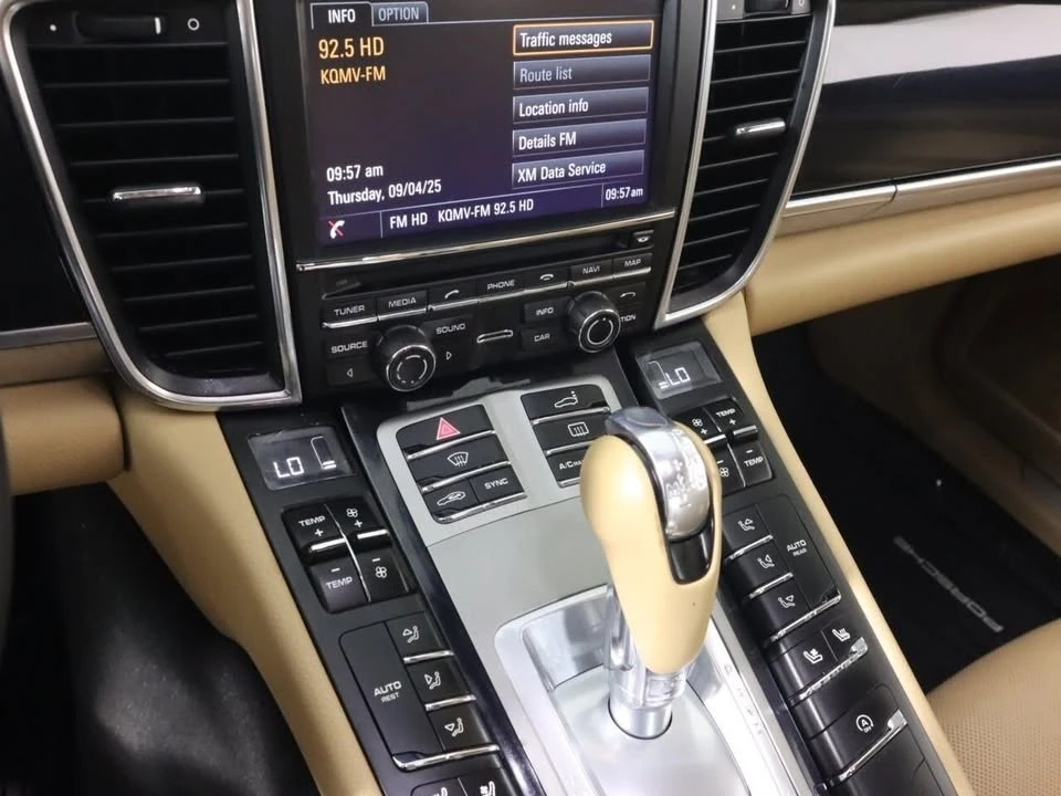 2016 Porsche 970 Panamera - Image 13 of 20