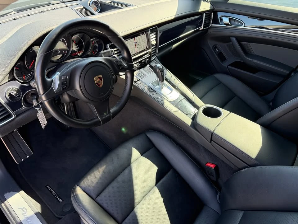 2016 Porsche 970 Panamera - Image 9 of 20