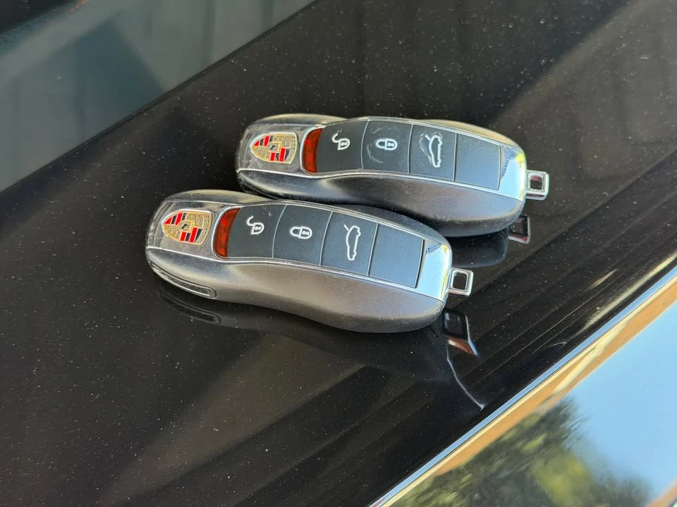 2016 Porsche 970 Panamera - Image 19 of 20