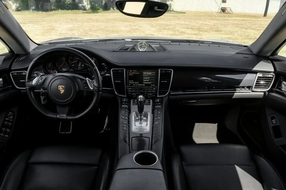 2016 Porsche 970 Panamera - Image 4 of 8