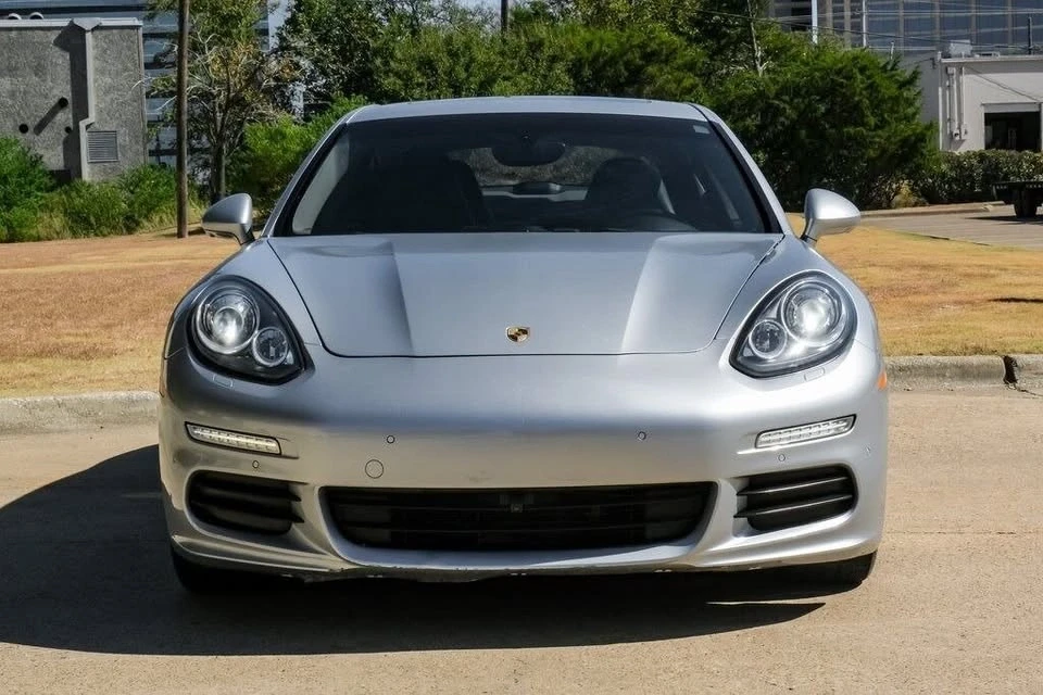 2016 Porsche 970 Panamera - Image 2 of 8