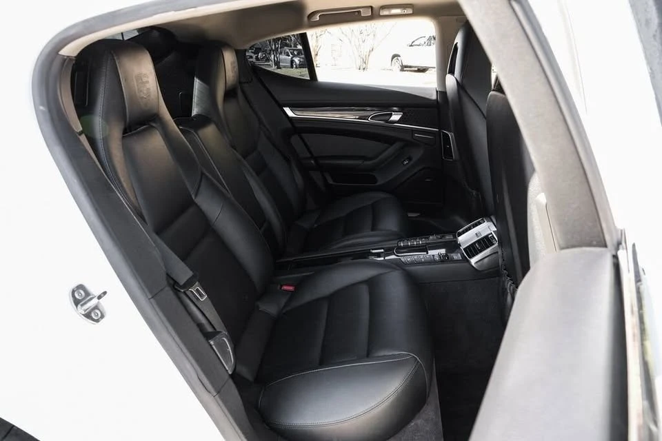 2016 Porsche 970 Panamera - Image 15 of 16