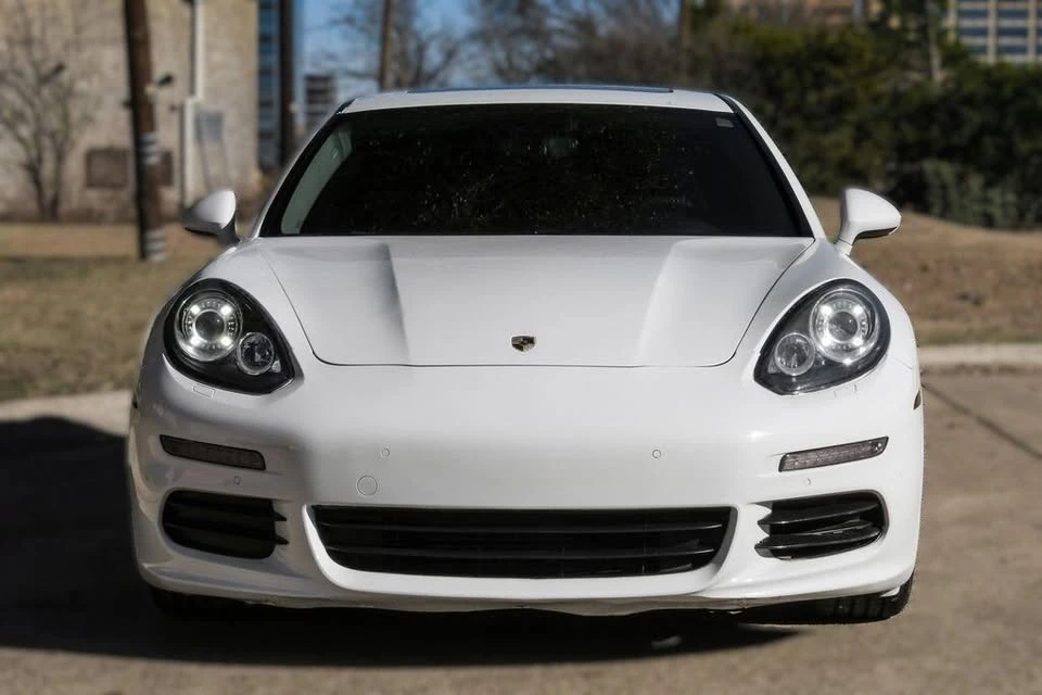 2016 Porsche 970 Panamera - Image 2 of 16