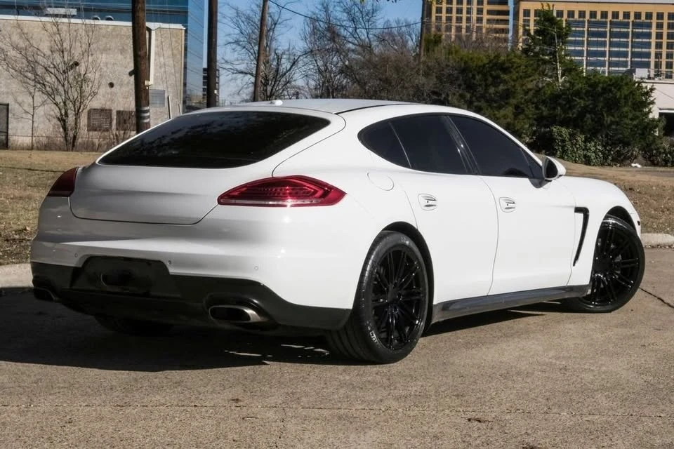 2016 Porsche 970 Panamera - Image 6 of 16