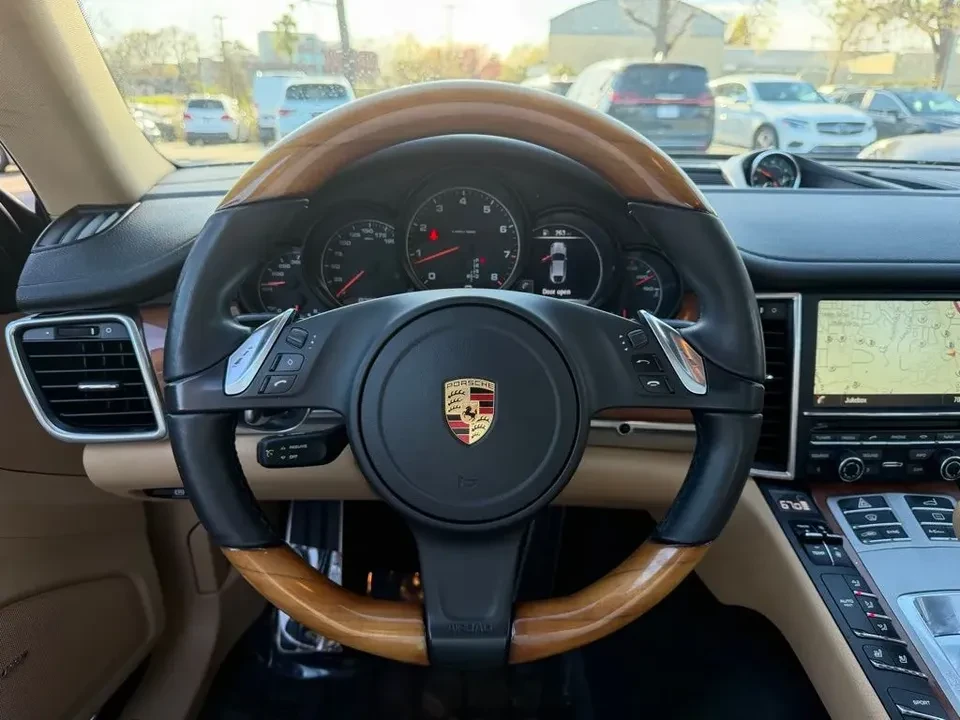 2016 Porsche 970 Panamera - Image 5 of 12