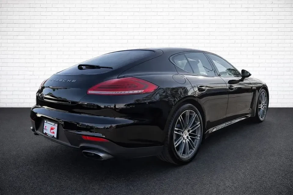2016 Porsche 970 Panamera - Image 12 of 12
