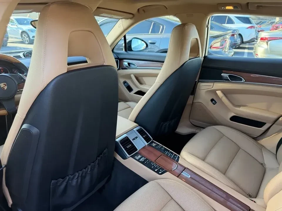 2016 Porsche 970 Panamera - Image 7 of 12
