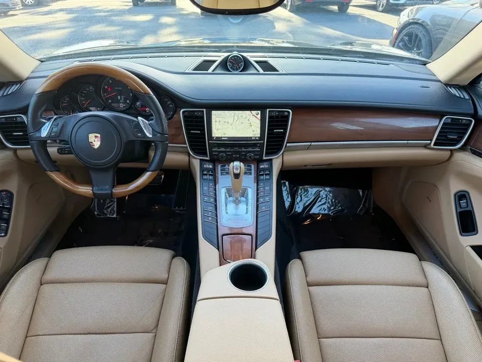 2016 Porsche 970 Panamera - Image 10 of 12
