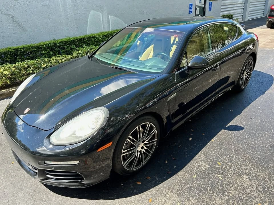 2016 Porsche 970 Panamera - Image 2 of 16